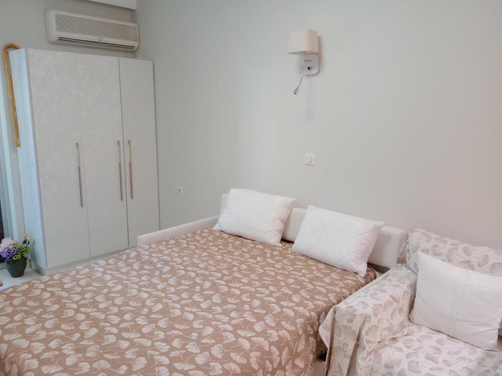 Modern Studio By The Sea Loutra Edipsou  Exterior photo